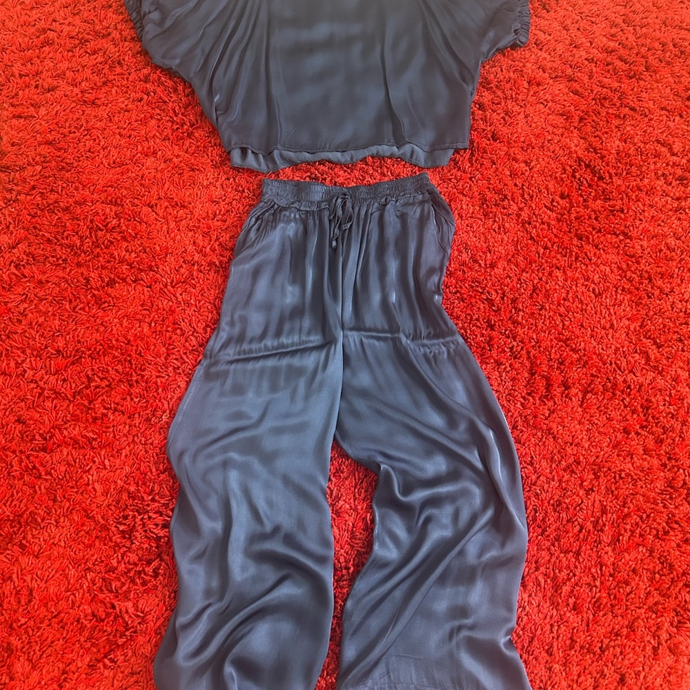 Elegant blue top and wide pants for Women